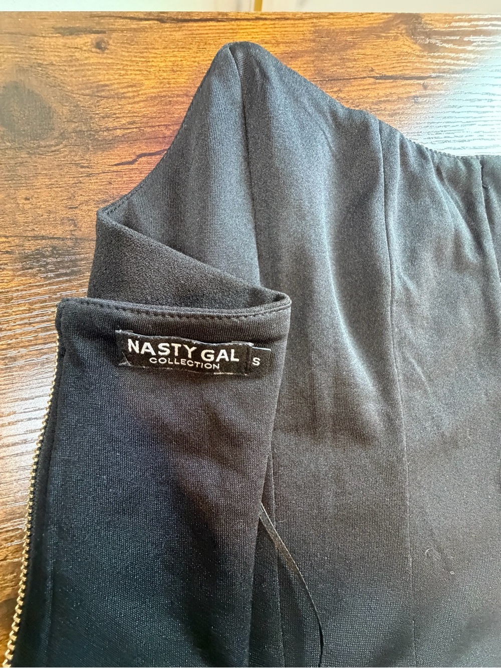Nasty Gal Black Strapless Corset-Style Top - Picture 3 of 5